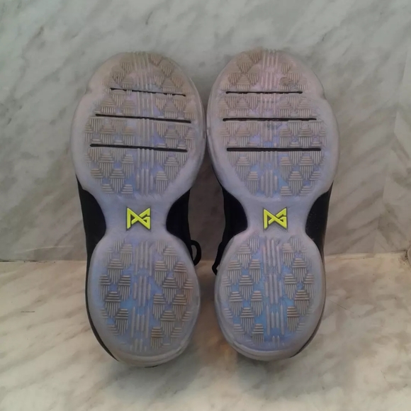 NIKE PG 1 TS PROTOTYPE (GS) BLACK/MULTI 918215-099 Size 5Y womens sz 6.5 - Picture 7 of 8